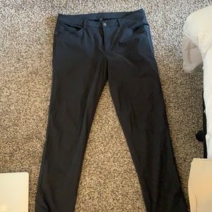 Men’s dark grey ABC pant-Lululemon